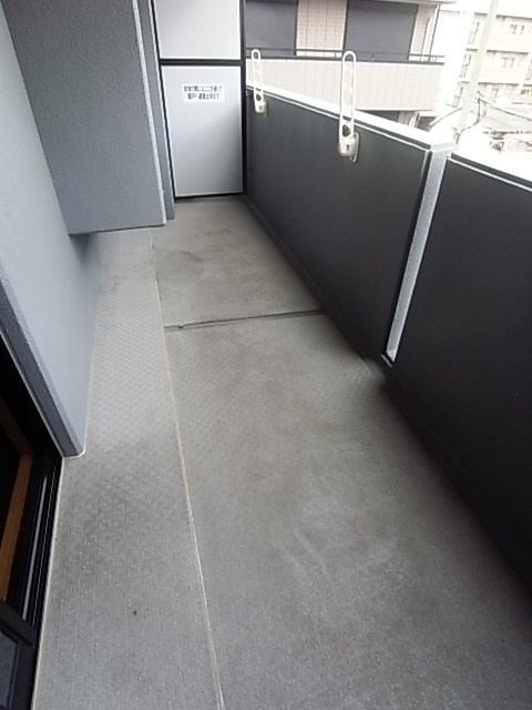 エスリード夙川東のバルコニー