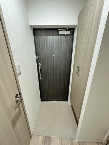 ドゥーエ南堀江（旧：アルティザ南堀江）の玄関