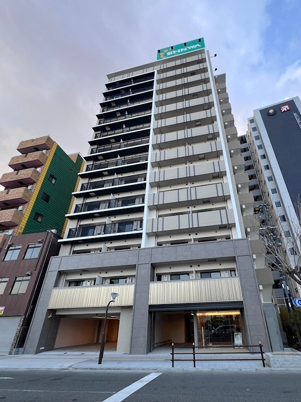 スプランディッド難波キャトルの外観