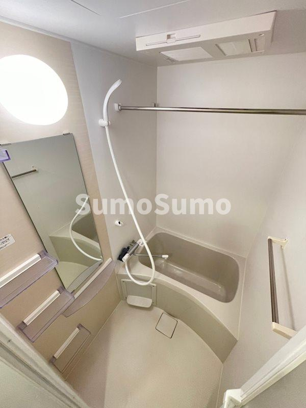 大阪市中央区内久宝寺町３丁目の賃貸マンションの浴室