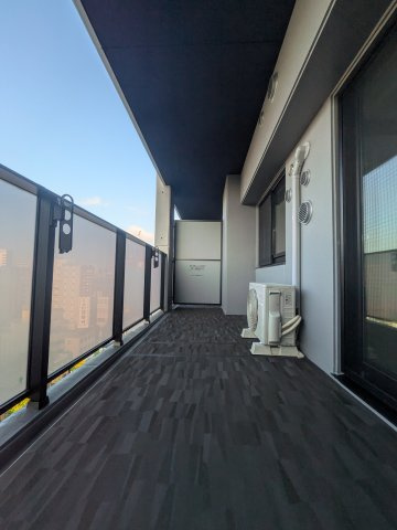 S-RESIDENCE大手門awesomeのバルコニー