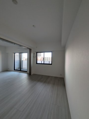 S-RESIDENCE大手門awesomeの洋室