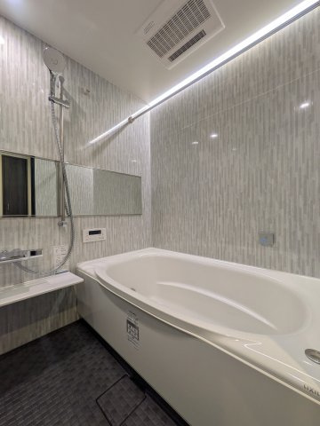 S-RESIDENCE大手門awesomeの浴室