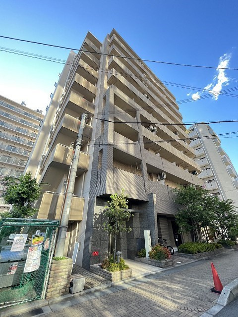 エレナ西宮北口の外観