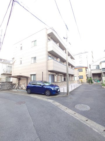 川崎市多摩区布田の賃貸マンションの駐車場