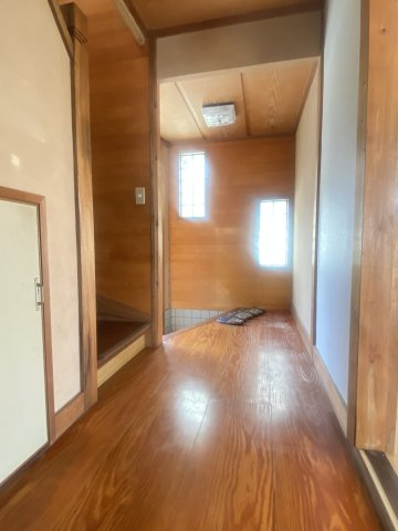 青山一戸建の内装
