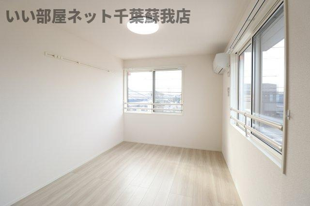コンフォール古市場 ANNEXの洋室|きれいな洋室です