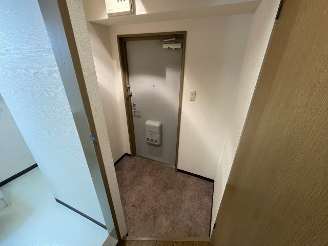 フェリエ甲子園の玄関