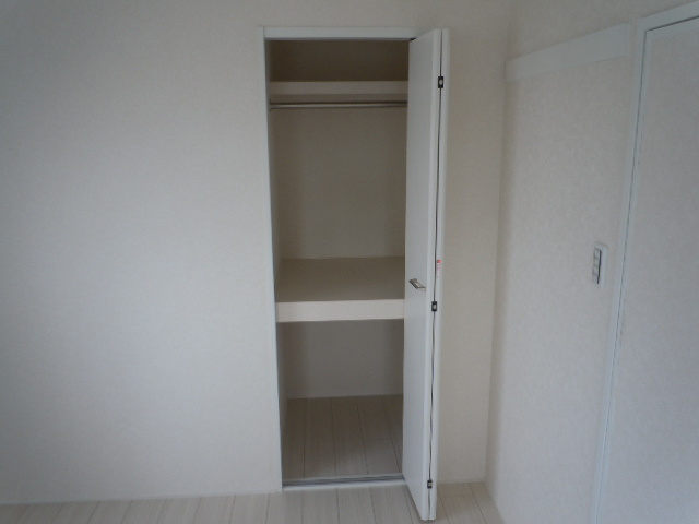 パルフェ上野西の収納