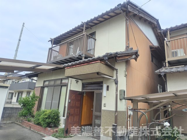 ６７３１２　岐阜市南鶉中古戸建の外観