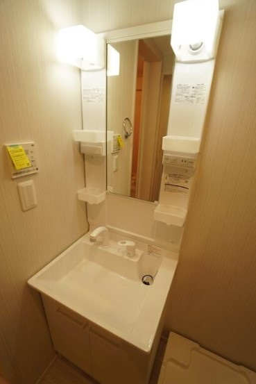 イーグル与野本町 A棟 の洗面所|別部屋参照写真