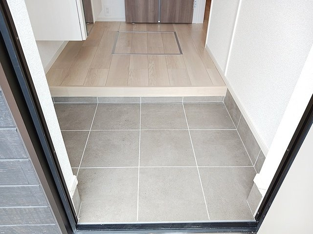 【玄関】 | フェリチタカーサ　Ⅱ | きれいな玄関です