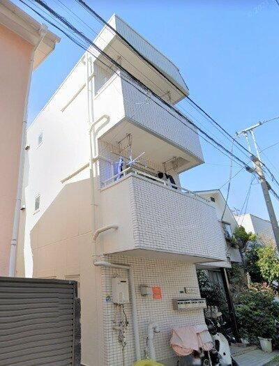 北区上中里１丁目のアパートの外観