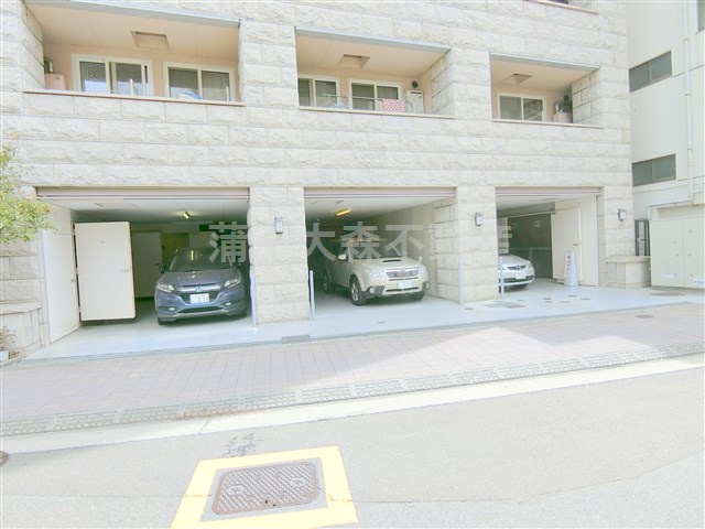デュオ・スカーラ蒲田Ⅱの駐車場