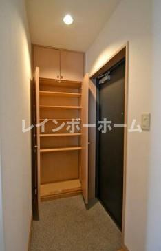 ブランネージュの玄関