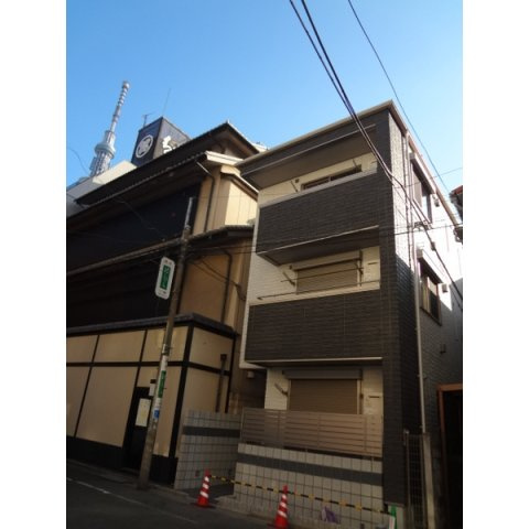 カーサ　デル　フィオーレの外観