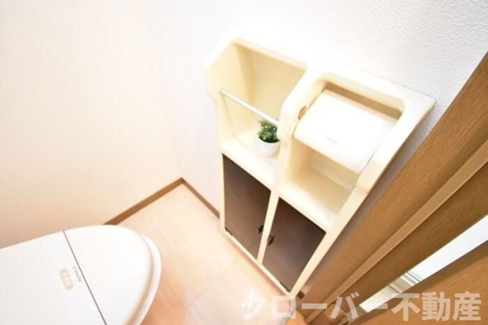 エクセルヤマのトイレ|トイレ物入