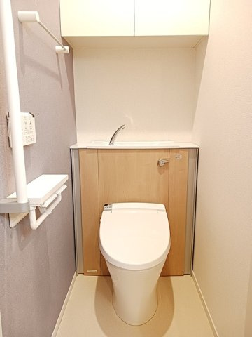 クリスタルメゾン　しらかばのトイレ