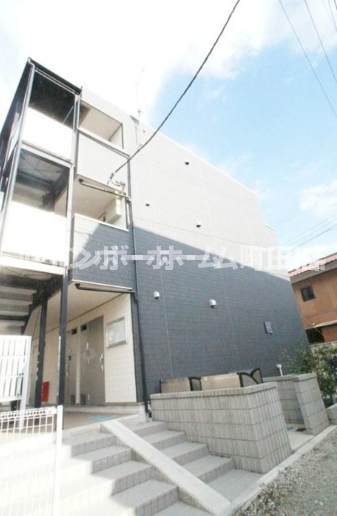 リブリ・Strada Brillante初期費用分割あと払いサービス利用可能物件のエントランス