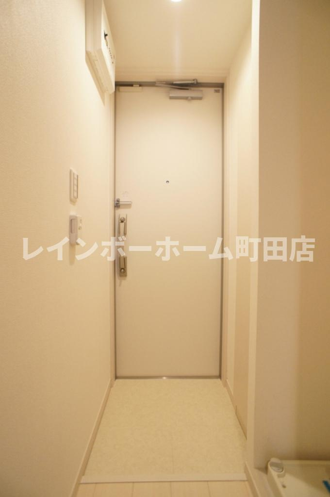 リブリ・Strada Brillante初期費用分割あと払いサービス利用可能物件の玄関