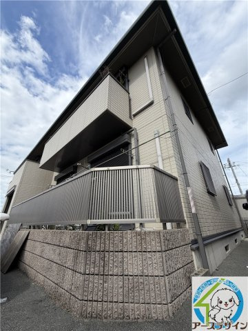 シャーメゾンアナナスBの外観
