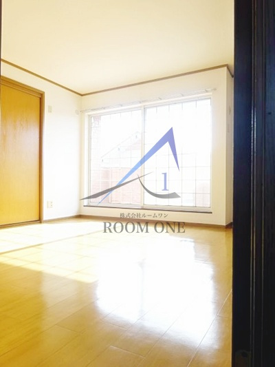 ラ・ポールの居間・リビング|洋室のお部屋です。