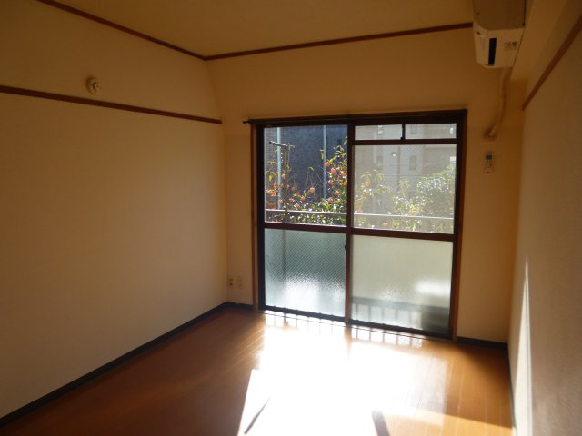 チェリーマンションⅠの内装|別部屋の写真です