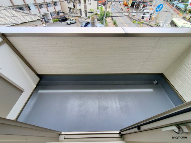 クリエオーレ南江口 仲介手数料無料のバルコニー