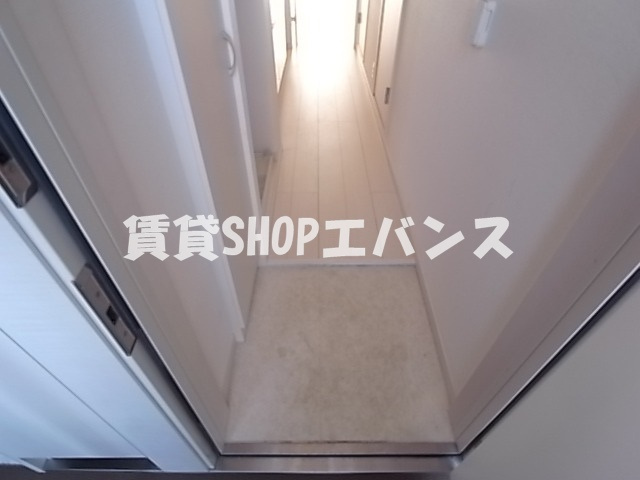 【玄関】 | リブリ・Emergence III 