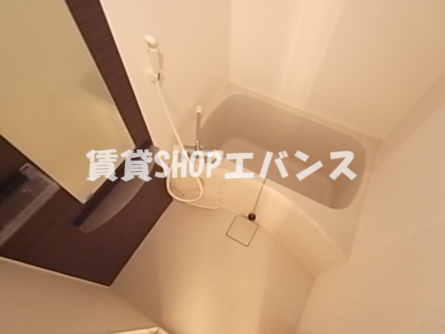 【浴室】 | リブリ・Emergence III 