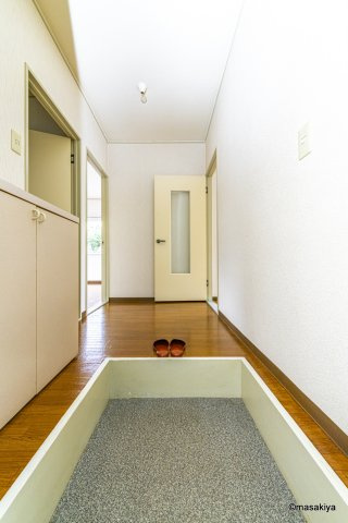 ガーデンタウン北長野の玄関