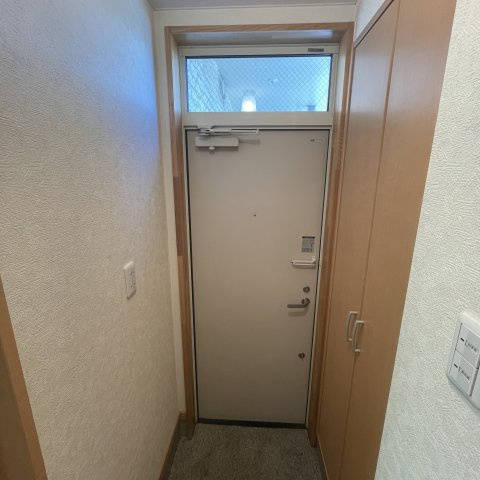 マミケア母恋の玄関