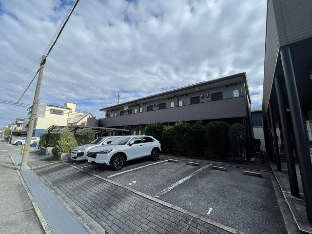 ラッキータウン2番館の外観