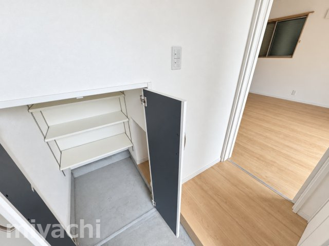 BEAMS松岡の玄関