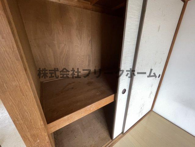 三鷹市牟礼４丁目の賃貸マンションの収納