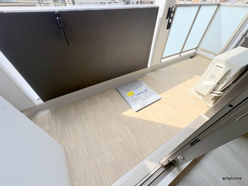 ミラージュパレス新梅田Cielo　仲介手数料無料のバルコニー