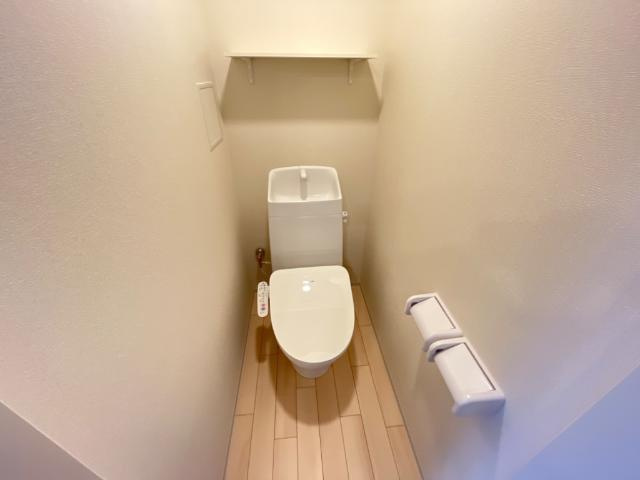 ウィルヴィレッジ　壱番館のトイレ|シャワー付トイレ