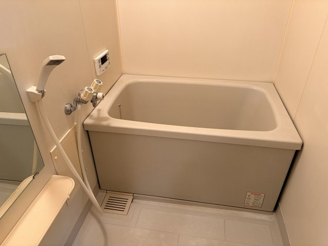 萬寿シティBの浴室