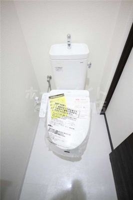 【トイレ】 | ラムール朝潮橋 | 落ち着いた色調のトイレです