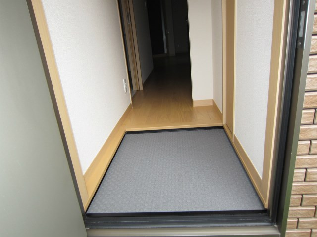 ワインディングロード の玄関