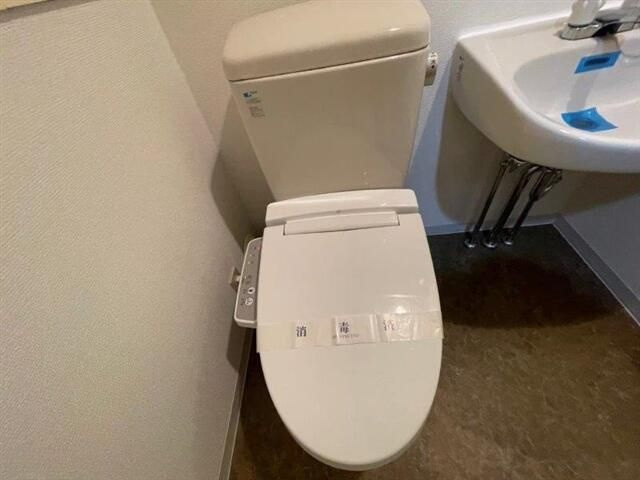 ロイヤルアメニティー西戸山のトイレ