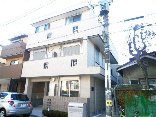 シェルコート三軒茶屋の外観