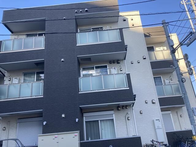 川口市朝日１丁目のアパートの外観