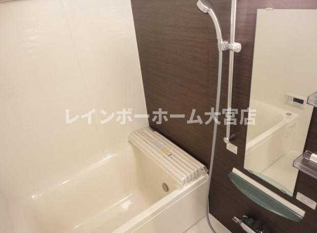 ベルグラース西大宮の浴室