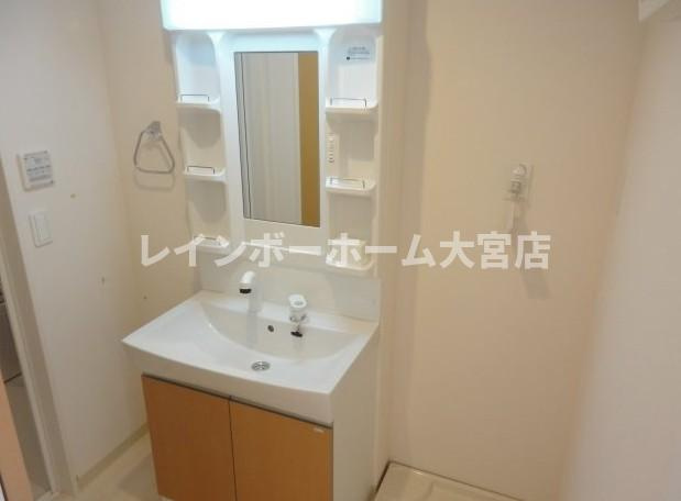 ベルグラース西大宮の独立洗面台