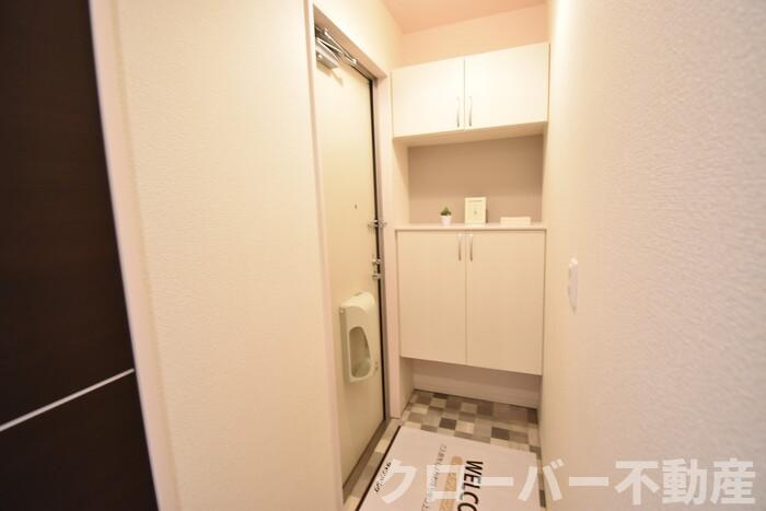 シャインポート屋島G・H棟 H棟の玄関|玄関・シューズボックス（カウンタータイプ）