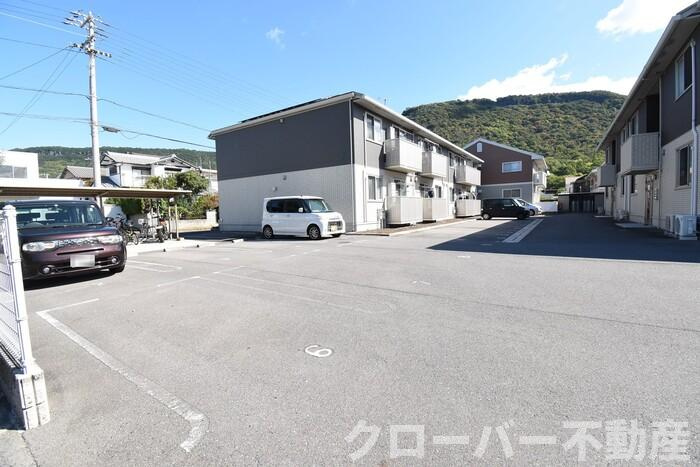 シャインポート屋島G・H棟 H棟の駐車場|駐車場