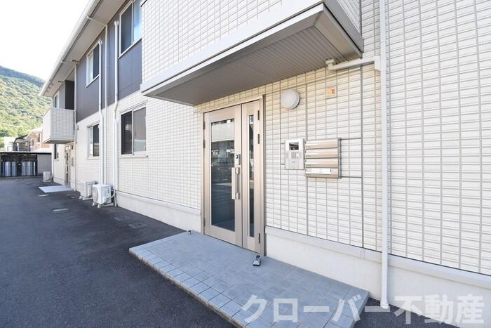 シャインポート屋島G・H棟 H棟のエントランス|エントランス