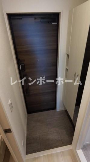 ジェンティーレ・トリヤマⅢの玄関