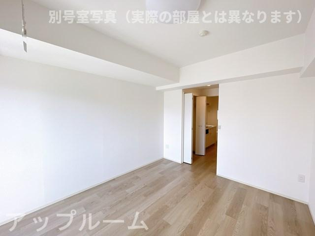 レジデンシア小牧駅前の居間・リビング